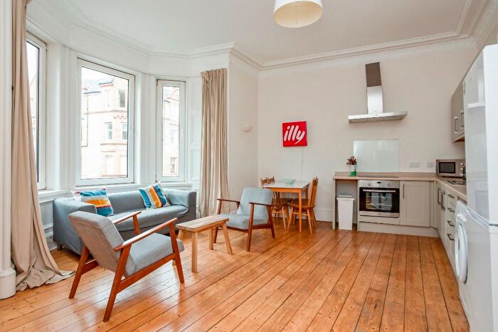 3 Bedroom Flat To Rent In Polwarth Crescent, Polwarth, Edinburgh, EH11