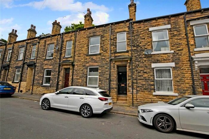 5 Bedroom Terraced House To Rent In Westover Road, Bramley Leeds, LS13
