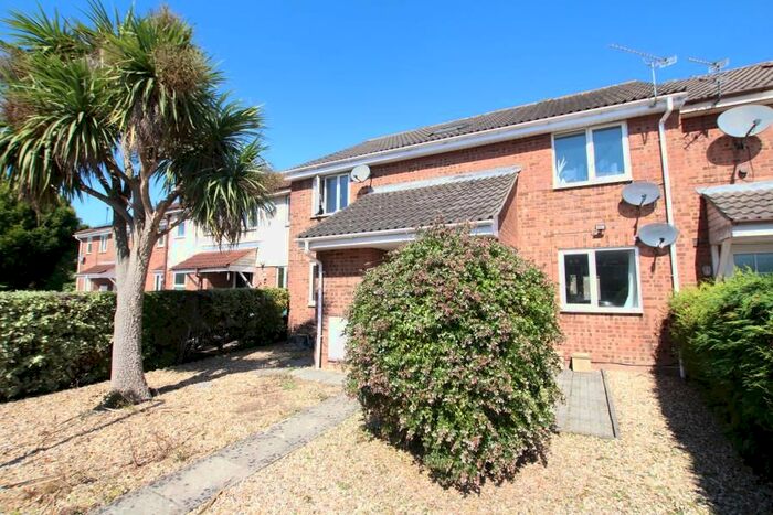 1 Bedroom Flat To Rent In Oaktree Crescent, Bradley Stoke, Bristol, BS32