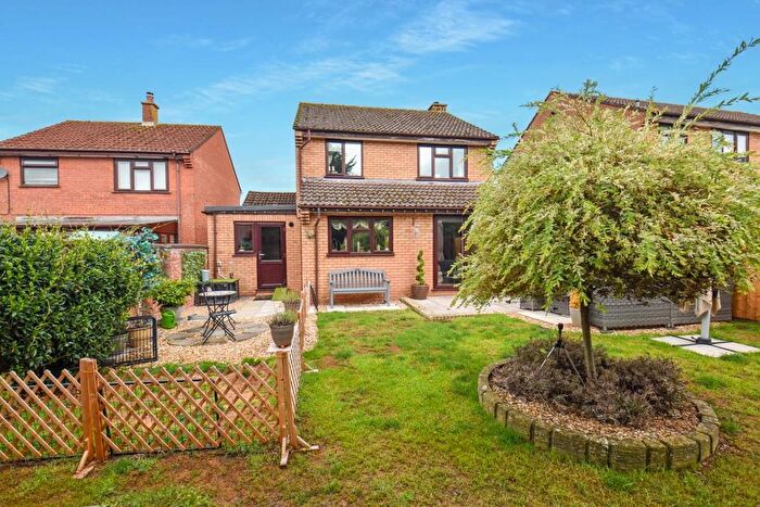 4 Bedroom Detached House For Sale In Culm Lea, Cullompton, Devon, EX15