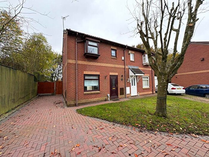 3 Bedroom Semi-Detached House To Rent In Midhurst Road, Liverpool, Merseyside, L12