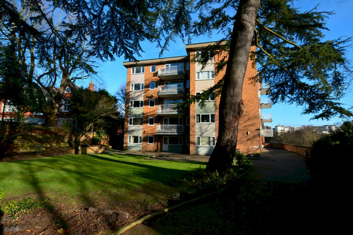 1 Bedroom Apartment To Rent In Cedar Lodge, The Park, NG7