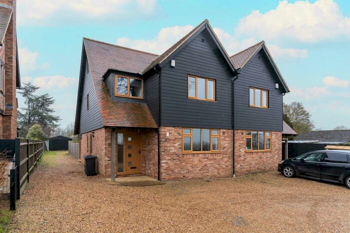 4 Bedroom Semi-Detached House To Rent In Church Road, Great Hallingbury, Bishops Stortford, Herts, CM22