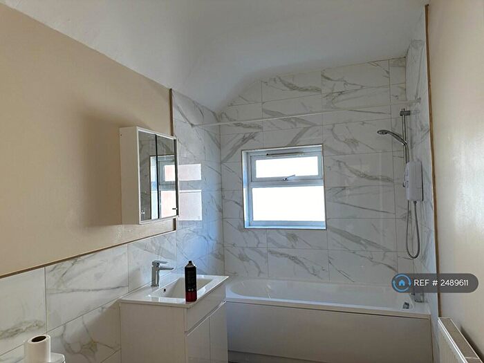 2 Bedroom Terraced House To Rent In Heath Green Road, Birmingham, B18