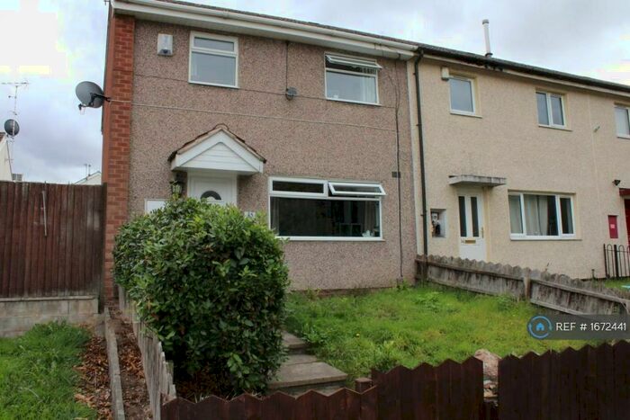 2 Bedroom End Of Terrace House To Rent In Angell Green, Nottinghamshire, NG11