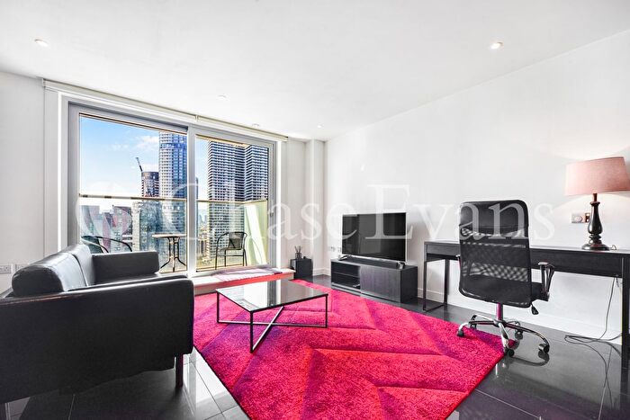 Studio To Rent In Pan Peninsula Square, Canary Wharf, London, E14