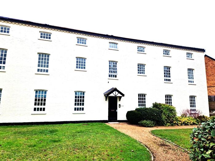 1 Bedroom Apartment To Rent In Collett Road, Ware, SG12