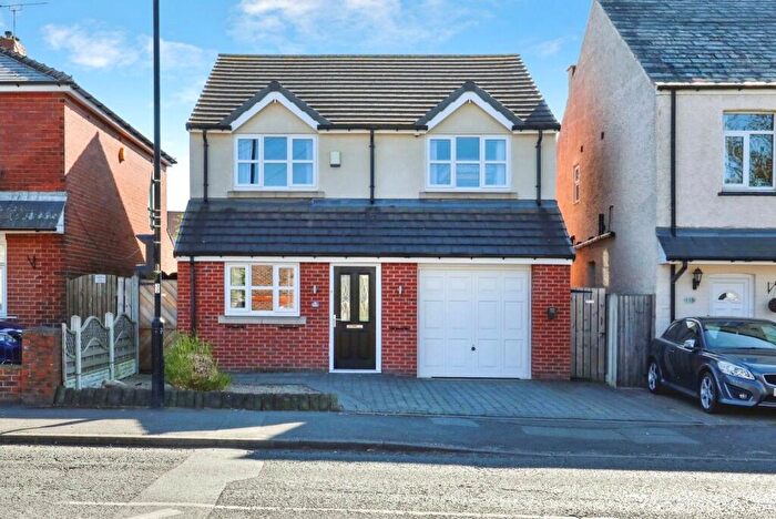 4 Bedroom Detached House For Sale In Flanderwell Lane, Rotherham, South Yorkshire, S66