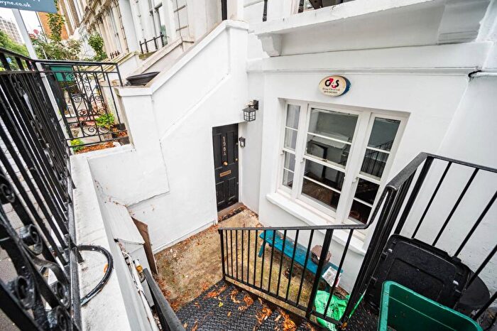 2 Bedroom Maisonette To Rent In St Pauls Road, Islington, London, N1
