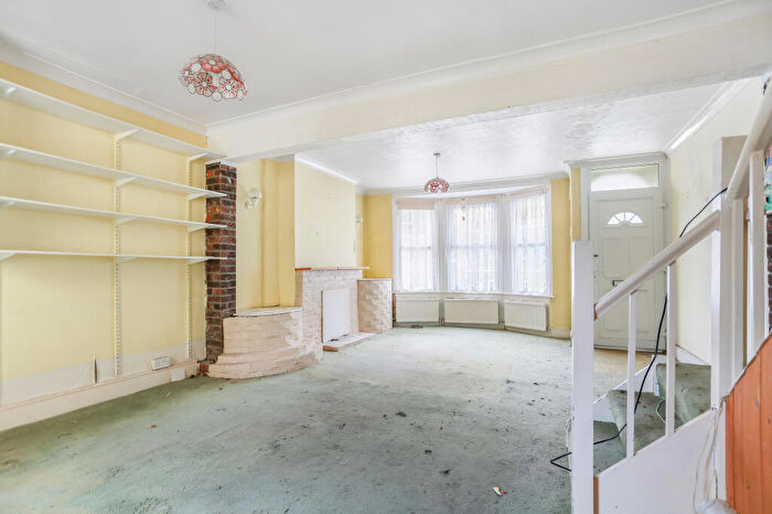 2 Bedroom Terraced House For Sale In Church Road, Portslade, Brighton, BN41