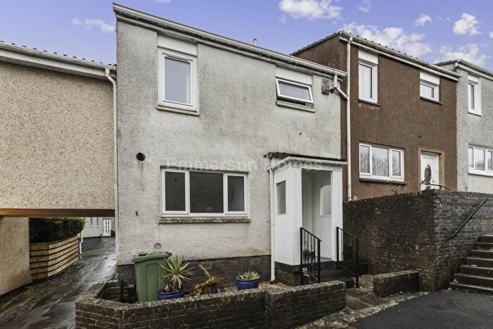 3 Bedroom Terraced House For Sale In Portessie, Erskine, PA8