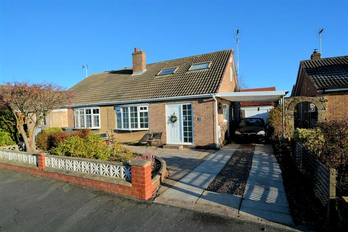 2 Bedroom Semi-Detached Bungalow To Rent In Foxdale Avenue, Thorpe Willoughby, Selby, YO8