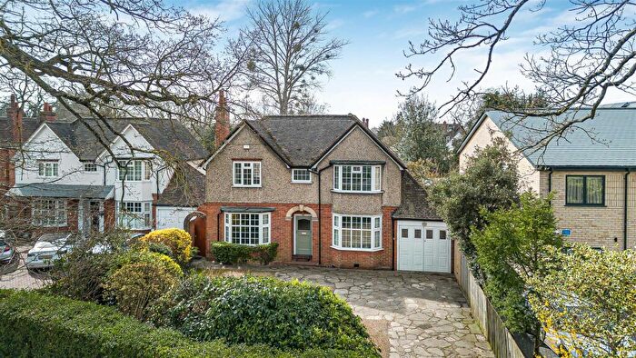 3 Bedroom Detached House For Sale In Shinfield Road, Reading, RG2