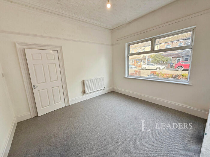 3 Bedroom Terraced House To Rent In Hainton Avenue, Grimsby, DN32