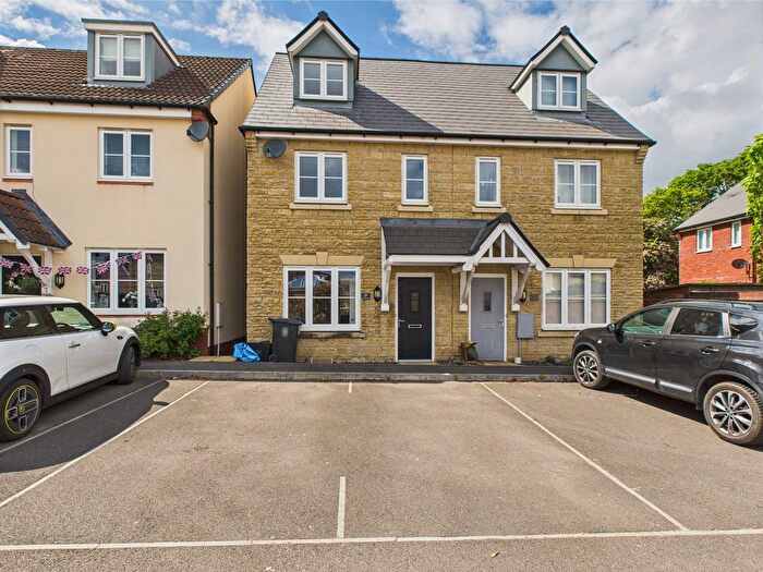 3 Bedroom Semi-Detached House For Sale In Bilberry Lane, Bridgwater, TA5