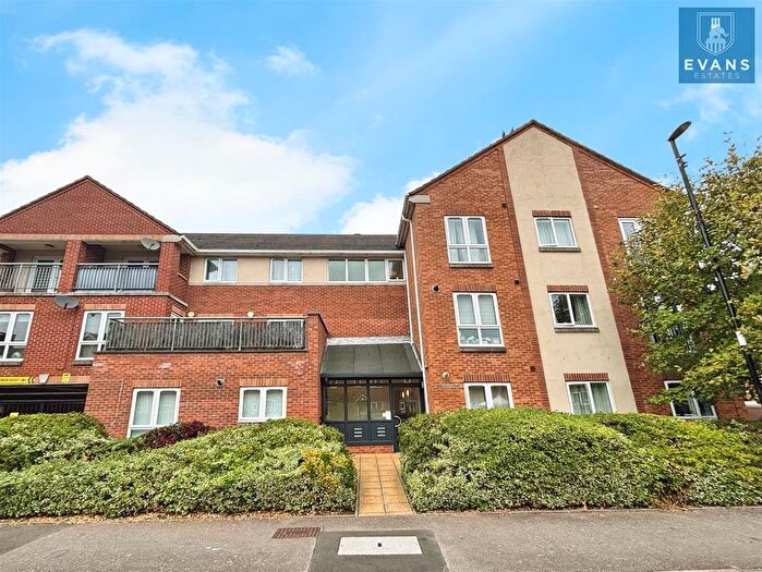 1 Bedroom Flat For Sale In Dickenson Court, Valley Road, Coventry, CV2