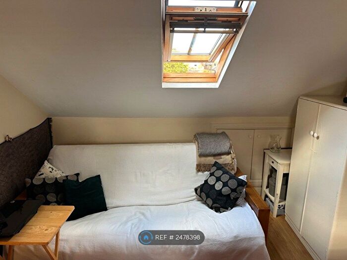 Studio To Rent In Sunnyhill Road, London, SW16