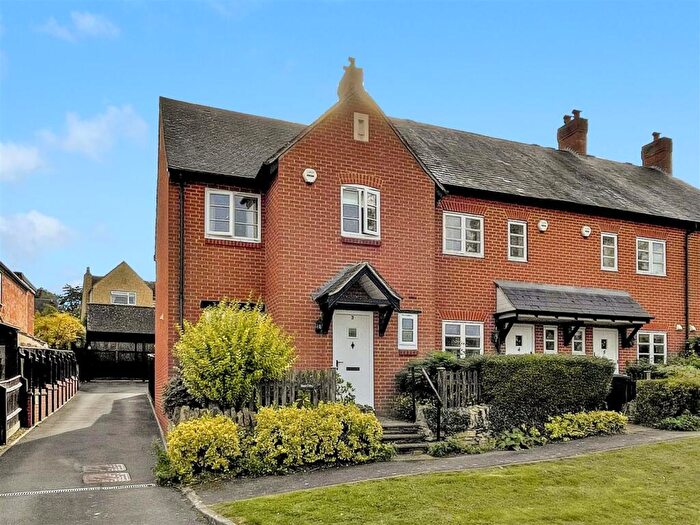 3 Bedroom House For Sale In The Green, Stretton On Fosse, GL56