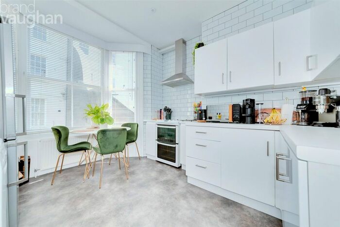 1 Bedroom Flat To Rent In Lower Market Street, Hove, East Sussex, BN3