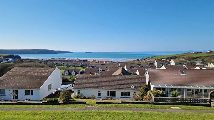 4 Bedroom Detached House For Sale In Holbrook Road, Broad Haven, Haverfordwest, SA62