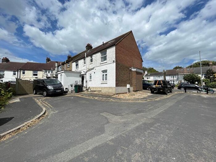 1 Bedroom Flat To Rent In Trafalgar Road, Portslade, East Sussex, BN41