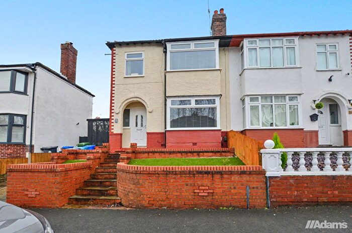 3 Bedroom Semi Detached House For Sale In Russell Road, Runcorn, WA7