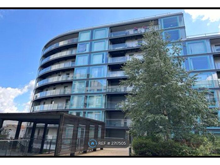 2 Bedroom Flat To Rent In Cardinal Building, Hayes, UB3