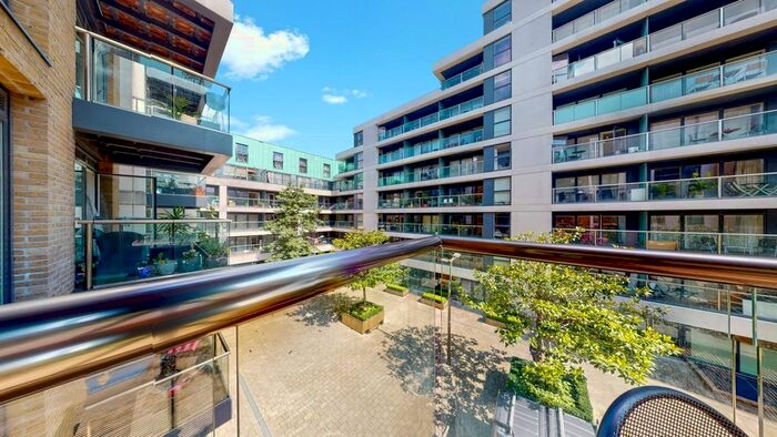 1 Bedroom Flat To Rent In Pear Tree Street, Clerkenwell, EC1V