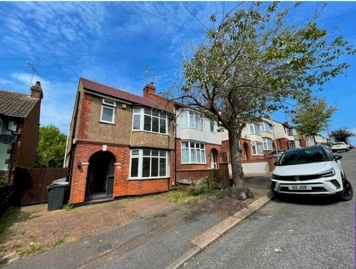 3 Bedroom Semi-Detached House To Rent In Mountfield Road, Luton, LU2