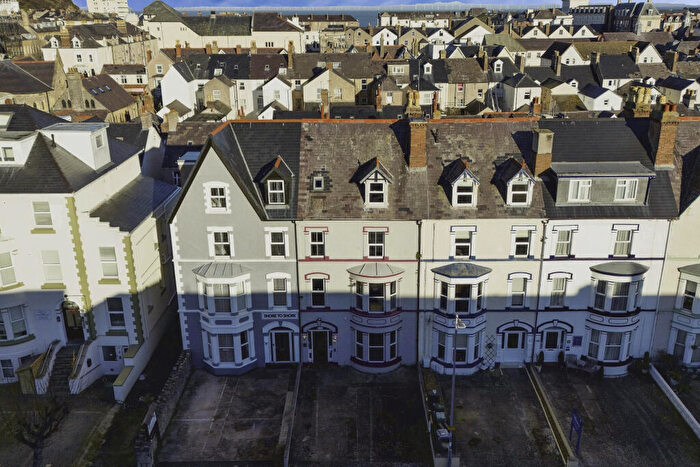 8 Bedroom House For Sale In Deganwy Avenue, Llandudno, Conwy, LL30