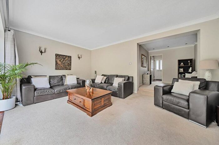 4 Bedroom Detached House For Sale In Thorold Road, Chandler's Ford, Eastleigh, SO53