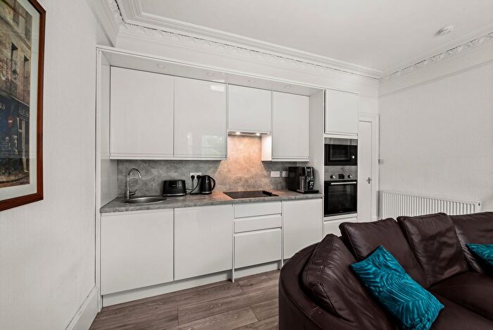 2 Bedroom Flat For Sale In Baxter Park Terrace, Dundee, DD4