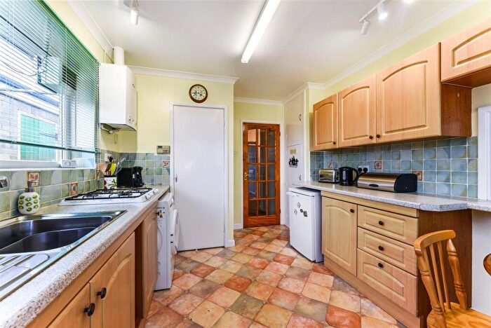 2 Bedroom Detached Bungalow For Sale In Cedar Drive, Chichester, PO19