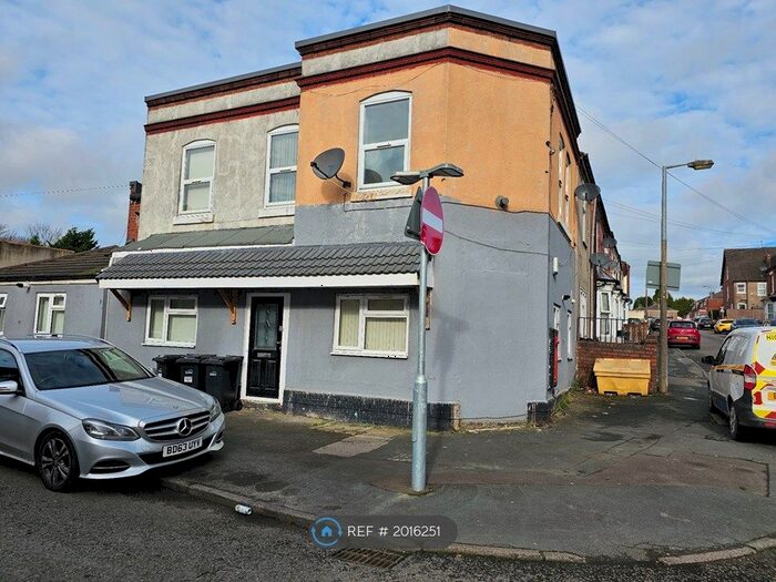 1 Bedroom Flat To Rent In Ivanhoe Street, Dudley, DY2