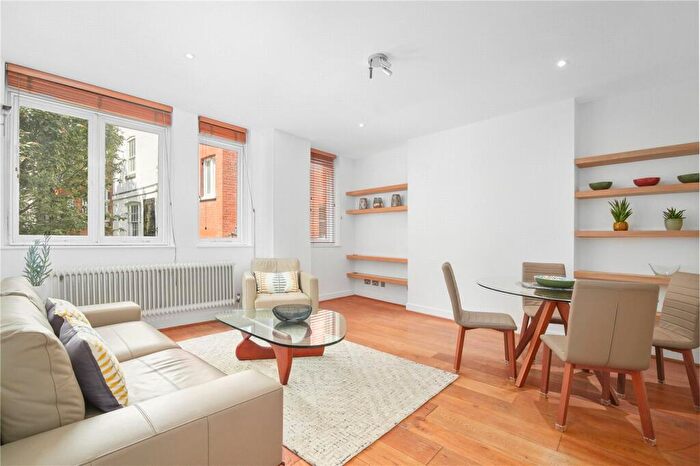 1 Bedroom Apartment To Rent In Bride Lane, EC4Y