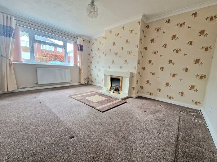 2 Bedroom Semi-Detached Bungalow For Sale In Eastville Road, Swindon, SN25