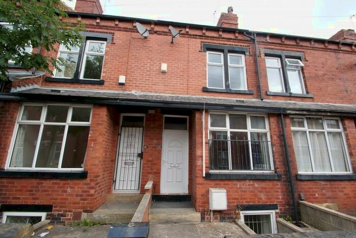 5 Bedroom Terraced House To Rent In Hartley Grove, Woodhouse, Leeds, LS6