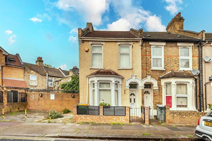 3 Bedroom House For Sale In Morley Road, Plaistow, London, E15