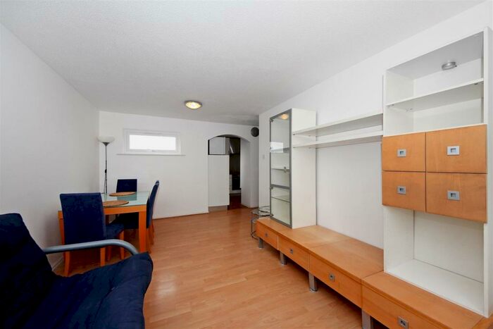 1 Bedroom Flat To Rent In Harrow Road, Kensal Green, London, NW10