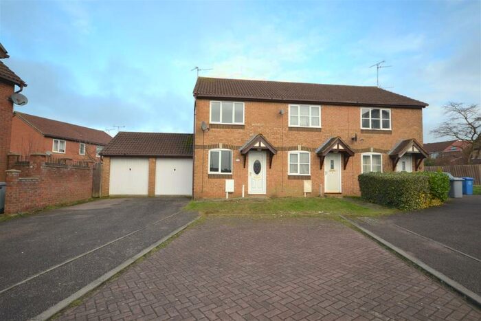 2 Bedroom End Of Terrace House To Rent In St Bernards Court, Kettering, NN15