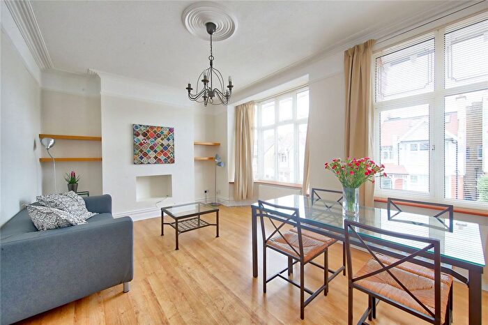 1 Bedroom Flat To Rent In Eatonville Road, London, SW17