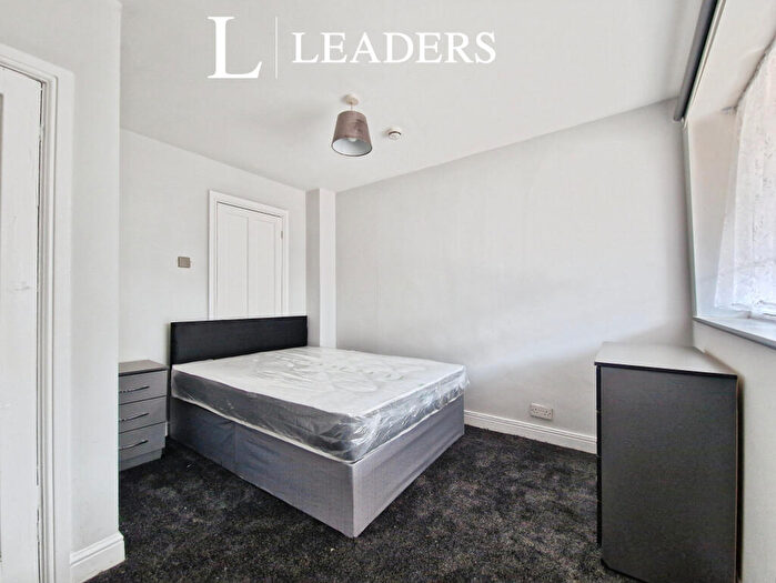 1 Bedroom Detached House To Rent In St. Christophers Close, Canvey Island, SS8