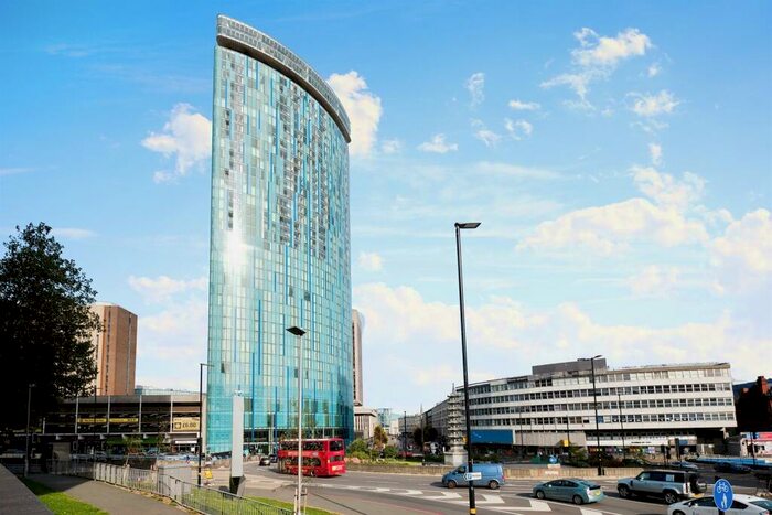 2 Bedroom Apartment For Sale In Holloway Circus Queensway, Birmingham, B1