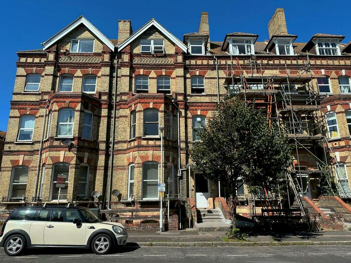 2 Bedroom Flat To Rent In Westbourne Gardens, Folkestone, CT20