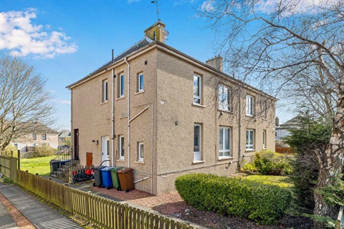 2 Bedroom Flat For Sale In Bog Road, Penicuik, Midlothian, EH26