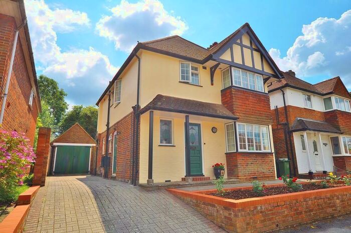 4 Bedroom Semi-Detached House To Rent In Ashenden Road, Guildford, Surrey, GU2