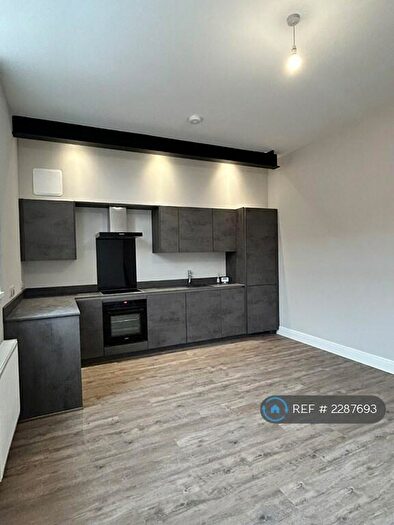 2 Bedroom Flat To Rent In Artizan Road, Northampton, NN1