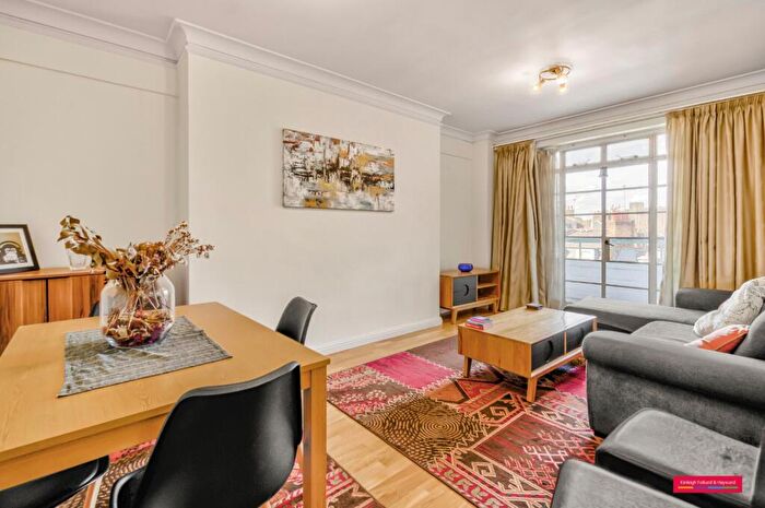 2 Bedroom Flat To Rent In Gloucester Place, London, NW1