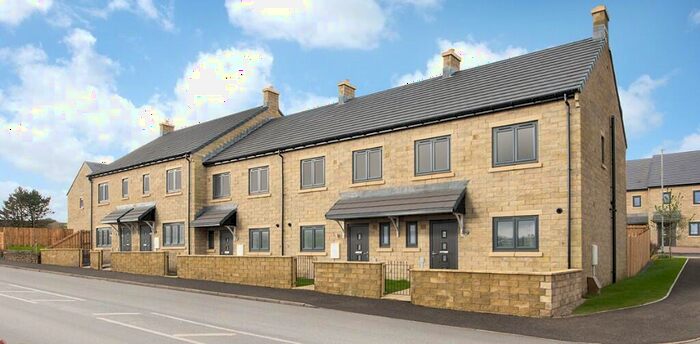 3 Bedroom Terraced House For Sale In Thornton Hills Halifax Road, Denholme, Bradford, BD13