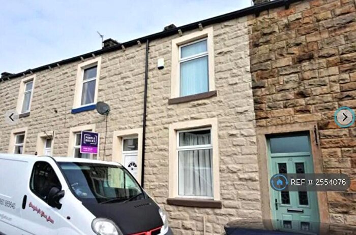 3 Bedroom Terraced House To Rent In Cobden Street, Padiham, Burnley, BB12